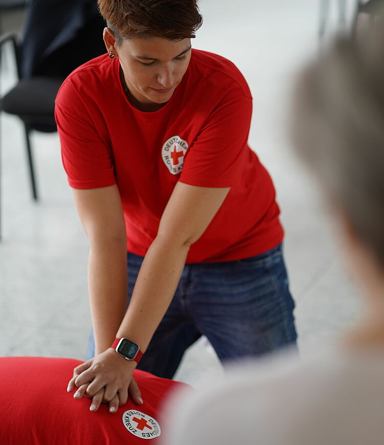 Wiederbelebung Erste Hilfe Wiederbelebung Schaubild